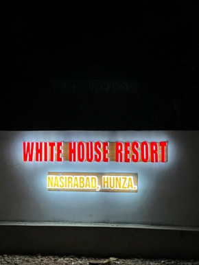 Whitehouseresorthunza